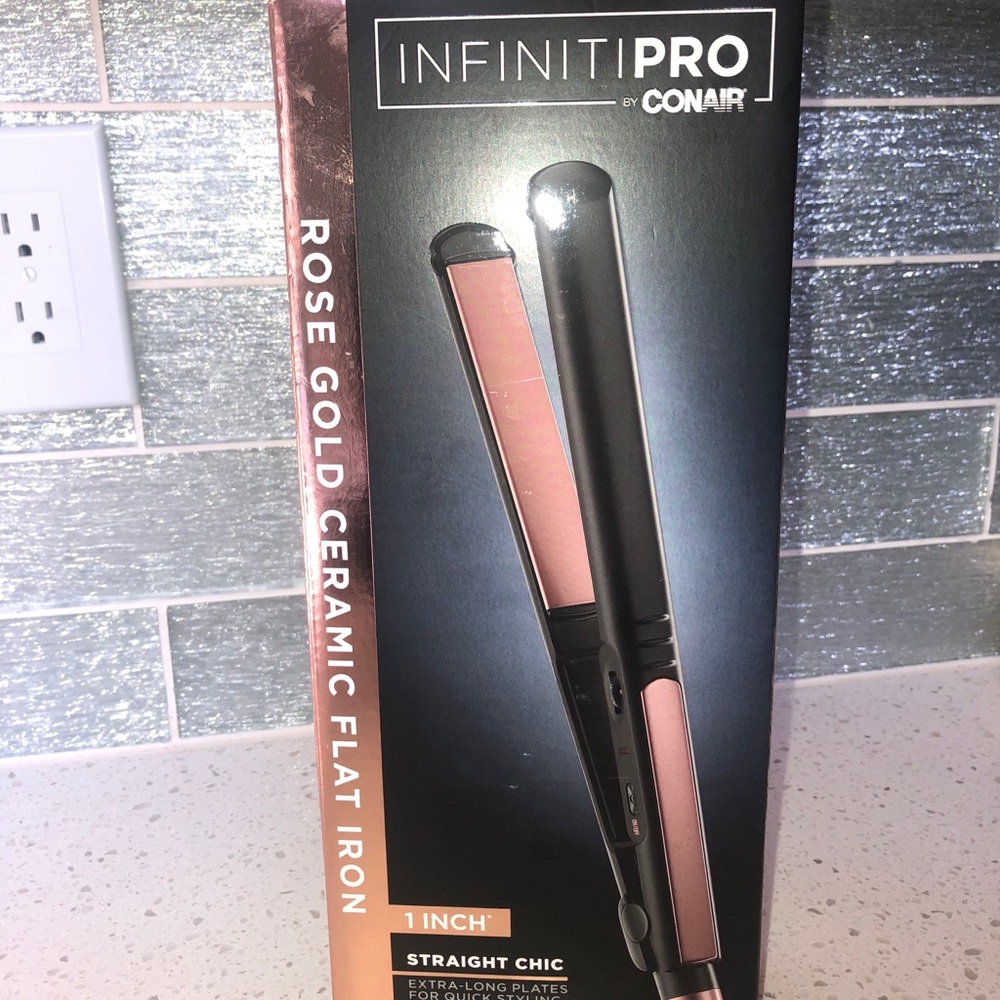 INFINITIPRO BY CONAIR Ceramic Flat Iron Bundle